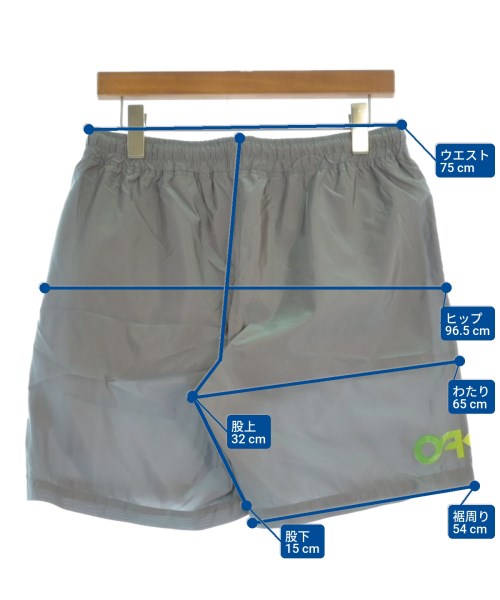 PALACE（パレス）ショートパンツ グレー サイズ:M メンズ/2200640898069