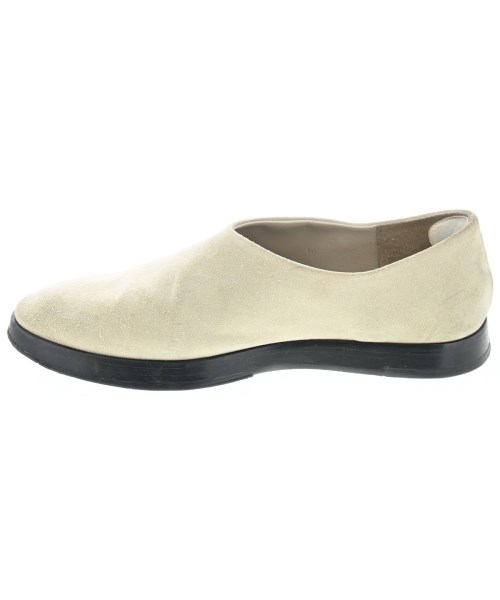 FEAR OF GOD（フィアオブゴッド）スニーカー ベージュ サイズ:EU41(26cm位) メンズ/2200617455400