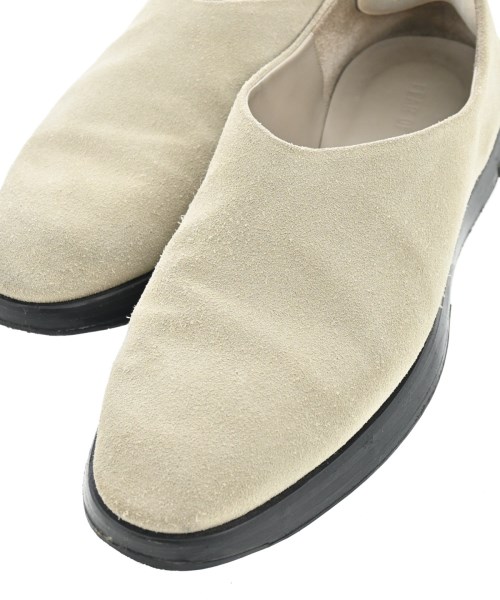 FEAR OF GOD（フィアオブゴッド）スニーカー ベージュ サイズ:EU41(26cm位) メンズ/2200617455400
