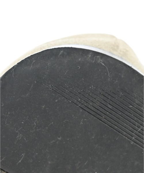 FEAR OF GOD（フィアオブゴッド）スニーカー ベージュ サイズ:EU41(26cm位) メンズ/2200617455400