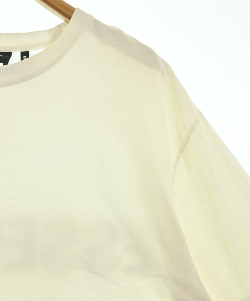 Fear of God ESSENTIALS（フィアオブゴッド　エッセンシャルス）Tシャツ・カットソー 白 サイズ:L メンズ/2200666700070