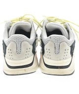 yeezy（イージー）スニーカー グレー サイズ:24cm メンズ/2200654958018