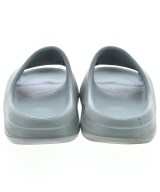 yeezy（イージー）サンダル グレー サイズ:9(27cm位) メンズ/2200717492015