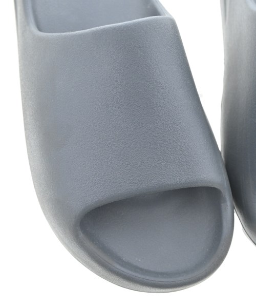 yeezy（イージー）サンダル グレー サイズ:9(27cm位) メンズ/2200722766019