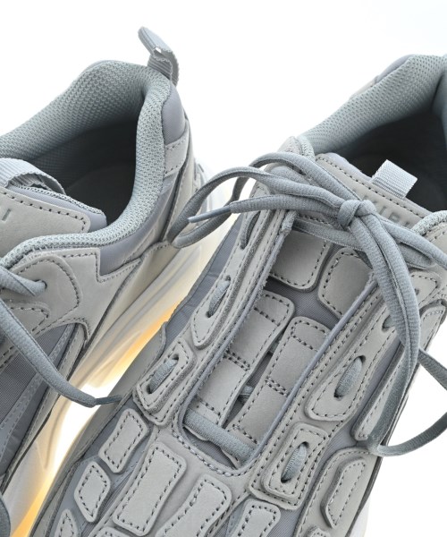 AMIRI（アミリ）スニーカー グレー サイズ:28cm メンズ/2200622096025