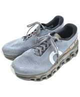 PLEASURES スニーカー