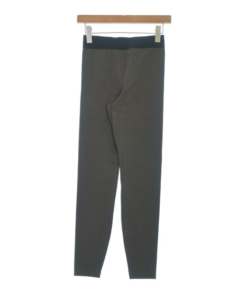 Fear of God ESSENTIALS（フィアオブゴッド　エッセンシャルス）その他 カーキ サイズ:M メンズ/2200639862156