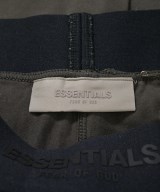 Fear of God ESSENTIALS（フィアオブゴッド　エッセンシャルス）その他 カーキ サイズ:M メンズ/2200639862156