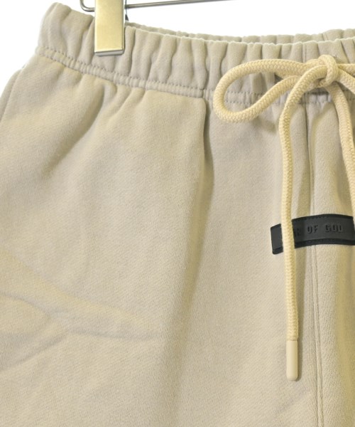 Fear of God ESSENTIALS（フィアオブゴッド　エッセンシャルス）ショートパンツ ベージュ サイズ:XS レディース/2200629837287