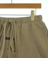 Fear of God ESSENTIALS（フィアオブゴッド　エッセンシャルス）ショートパンツ 茶 サイズ:XS メンズ/2200625254033