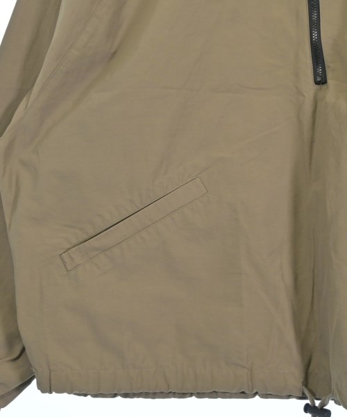 Fear of God ESSENTIALS（フィアオブゴッド　エッセンシャルス）その他 カーキ サイズ:S メンズ/2200627865060