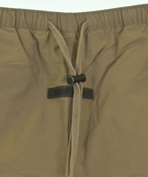 Fear of God ESSENTIALS（フィアオブゴッド　エッセンシャルス）ショートパンツ 茶 サイズ:S メンズ/2200627865077