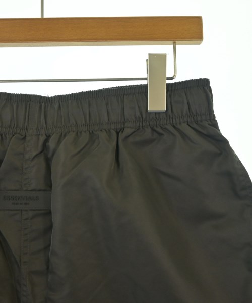 Fear of God ESSENTIALS（フィアオブゴッド　エッセンシャルス）ショートパンツ 茶 サイズ:M メンズ/2200631638056