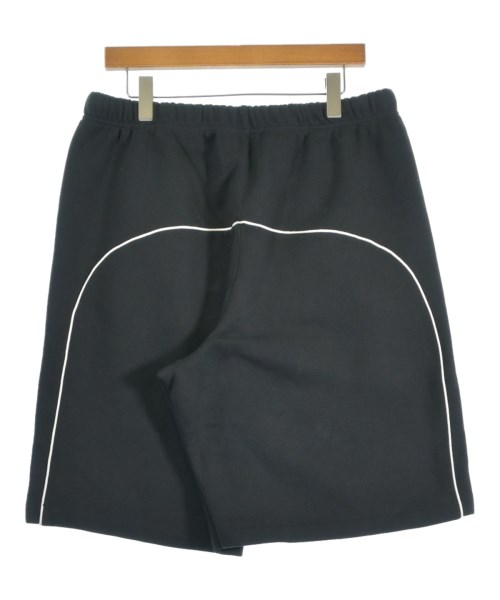 Fear of God ESSENTIALS（フィアオブゴッド　エッセンシャルス）ショートパンツ 黒 サイズ:M メンズ/2200672653032
