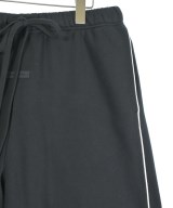 Fear of God ESSENTIALS（フィアオブゴッド　エッセンシャルス）ショートパンツ 黒 サイズ:M メンズ/2200672653032