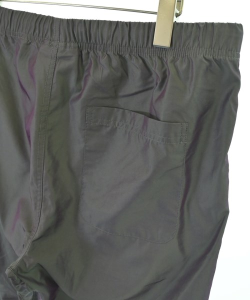 Fear of God ESSENTIALS（フィアオブゴッド　エッセンシャルス）その他 グレー サイズ:L メンズ/2200673803047