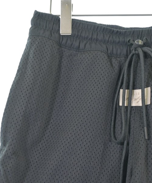 Fear of God ESSENTIALS（フィアオブゴッド　エッセンシャルス）ショートパンツ 黒 サイズ:S メンズ/2200696370038