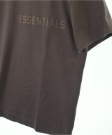 Fear of God ESSENTIALS（フィアオブゴッド　エッセンシャルス）Tシャツ・カットソー 茶 サイズ:M メンズ/2200696762055