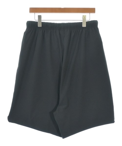 Fear of God ESSENTIALS（フィアオブゴッド　エッセンシャルス）ショートパンツ 黒 サイズ:M メンズ/2200657462079