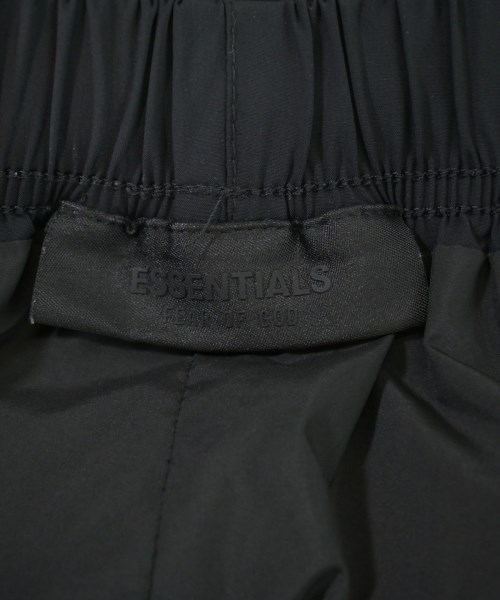 Fear of God ESSENTIALS（フィアオブゴッド　エッセンシャルス）ショートパンツ 黒 サイズ:M メンズ/2200657462079