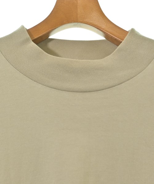 Fear of God ESSENTIALS（フィアオブゴッド　エッセンシャルス）Tシャツ・カットソー ベージュ サイズ:L メンズ/2200662180159