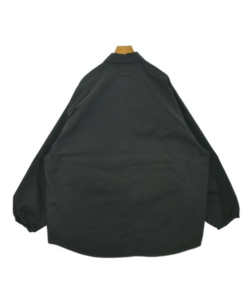 Fear of God ESSENTIALS（フィアオブゴッド　エッセンシャルス）カジュアルシャツ 黒 サイズ:M メンズ/2200645029048