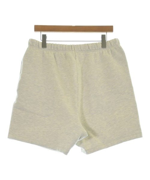 Fear of God ESSENTIALS（フィアオブゴッド　エッセンシャルス）ショートパンツ 白 サイズ:M メンズ/2200648587040