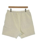 Fear of God ESSENTIALS（フィアオブゴッド　エッセンシャルス）ショートパンツ 白 サイズ:M メンズ/2200648587040