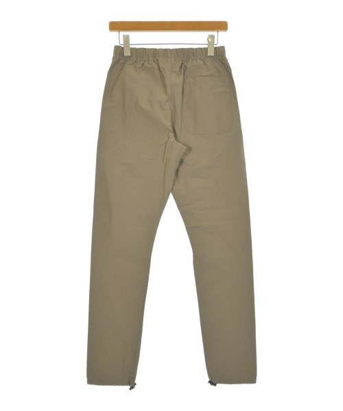 Fear of God ESSENTIALS（フィアオブゴッド　エッセンシャルス）その他 ベージュ サイズ:XXS メンズ/2200652169034