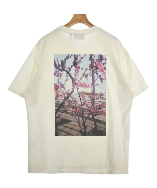 Fear of God ESSENTIALS（フィアオブゴッド　エッセンシャルス）Tシャツ・カットソー 白 サイズ:L メンズ/2200647165171