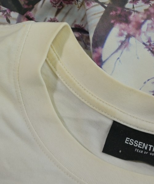 Fear of God ESSENTIALS（フィアオブゴッド　エッセンシャルス）Tシャツ・カットソー 白 サイズ:L メンズ/2200647165171