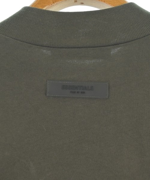 Fear of God ESSENTIALS（フィアオブゴッド　エッセンシャルス）Tシャツ・カットソー カーキ サイズ:M メンズ/2200669211047