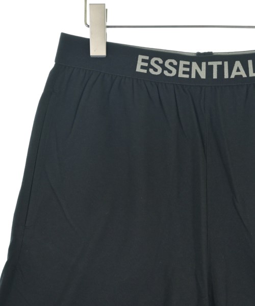 Fear of God ESSENTIALS（フィアオブゴッド　エッセンシャルス）ショートパンツ 黒 サイズ:M メンズ/2200719638053