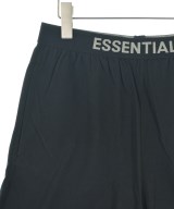 Fear of God ESSENTIALS（フィアオブゴッド　エッセンシャルス）ショートパンツ 黒 サイズ:M メンズ/2200719638053
