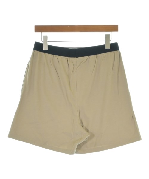 Fear of God ESSENTIALS（フィアオブゴッド　エッセンシャルス）ショートパンツ ベージュ サイズ:M メンズ/2200719638060