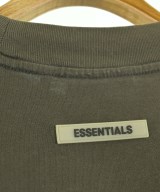 Fear of God ESSENTIALS（フィアオブゴッド　エッセンシャルス）Tシャツ・カットソー カーキ サイズ:XS メンズ/2200724058013