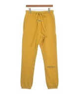 Fear of God ESSENTIALS（フィアオブゴッド　エッセンシャルス）スウェットパンツ 黄 サイズ:XS メンズ/2200682481045