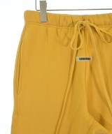 Fear of God ESSENTIALS（フィアオブゴッド　エッセンシャルス）スウェットパンツ 黄 サイズ:XS メンズ/2200682481045