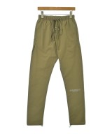 Fear of God ESSENTIALS（フィアオブゴッド　エッセンシャルス）その他 カーキ サイズ:XS メンズ/2200687481019