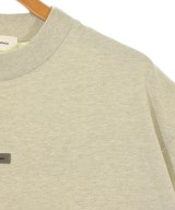 Fear of God ESSENTIALS（フィアオブゴッド　エッセンシャルス）Tシャツ・カットソー ベージュ サイズ:XS メンズ/2200672945793