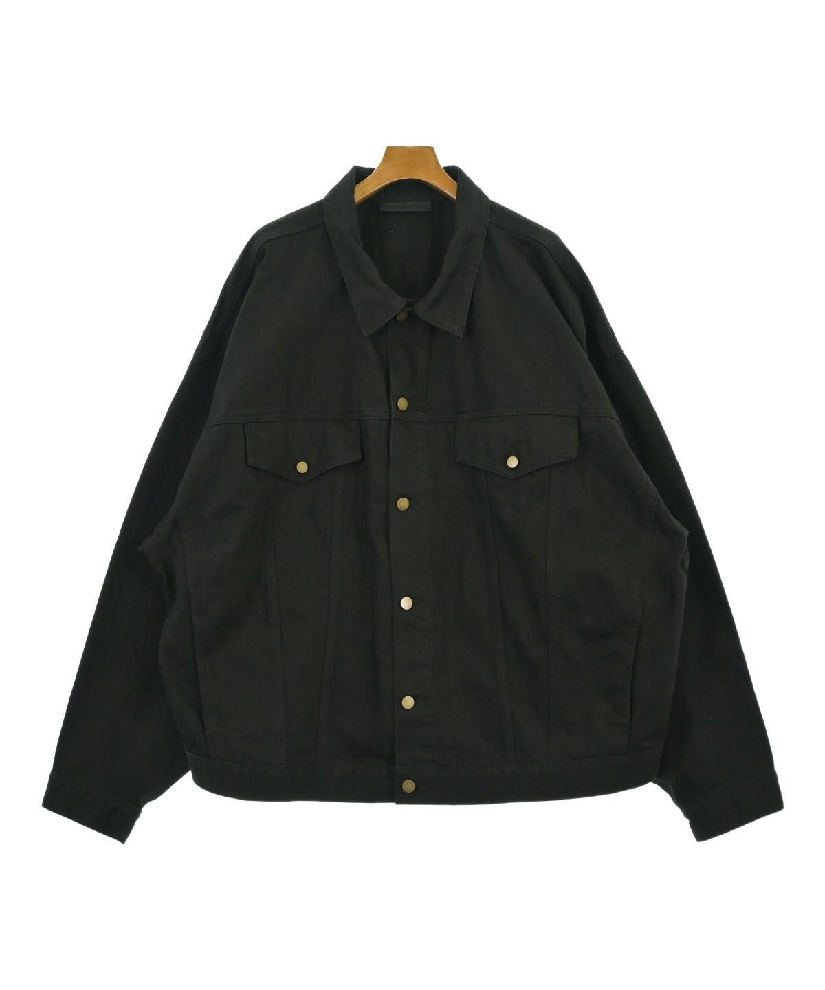 Fear of God ESSENTIALS（フィアオブゴッド エッセンシャルス）デニム