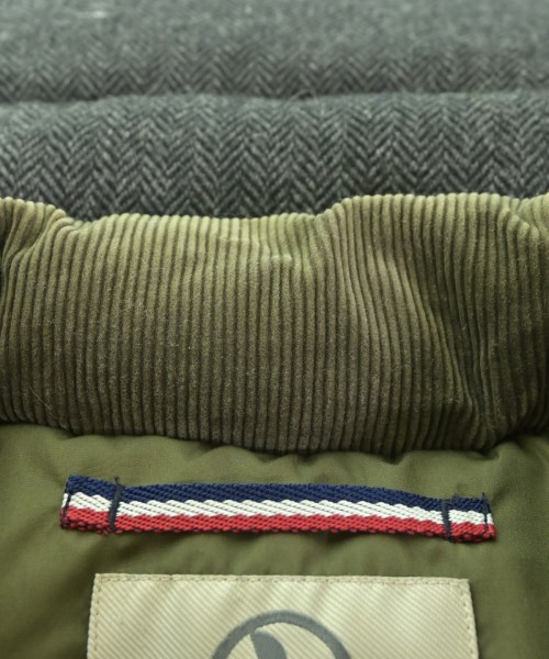 AIGLE（エーグル）ダウンジャケット/ダウンベスト グレー サイズ:M メンズ/2200633836214