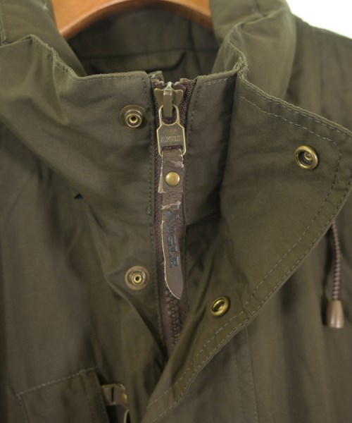 AIGLE（エーグル）ダウンジャケット/ダウンベスト カーキ サイズ:M メンズ/2200641617010