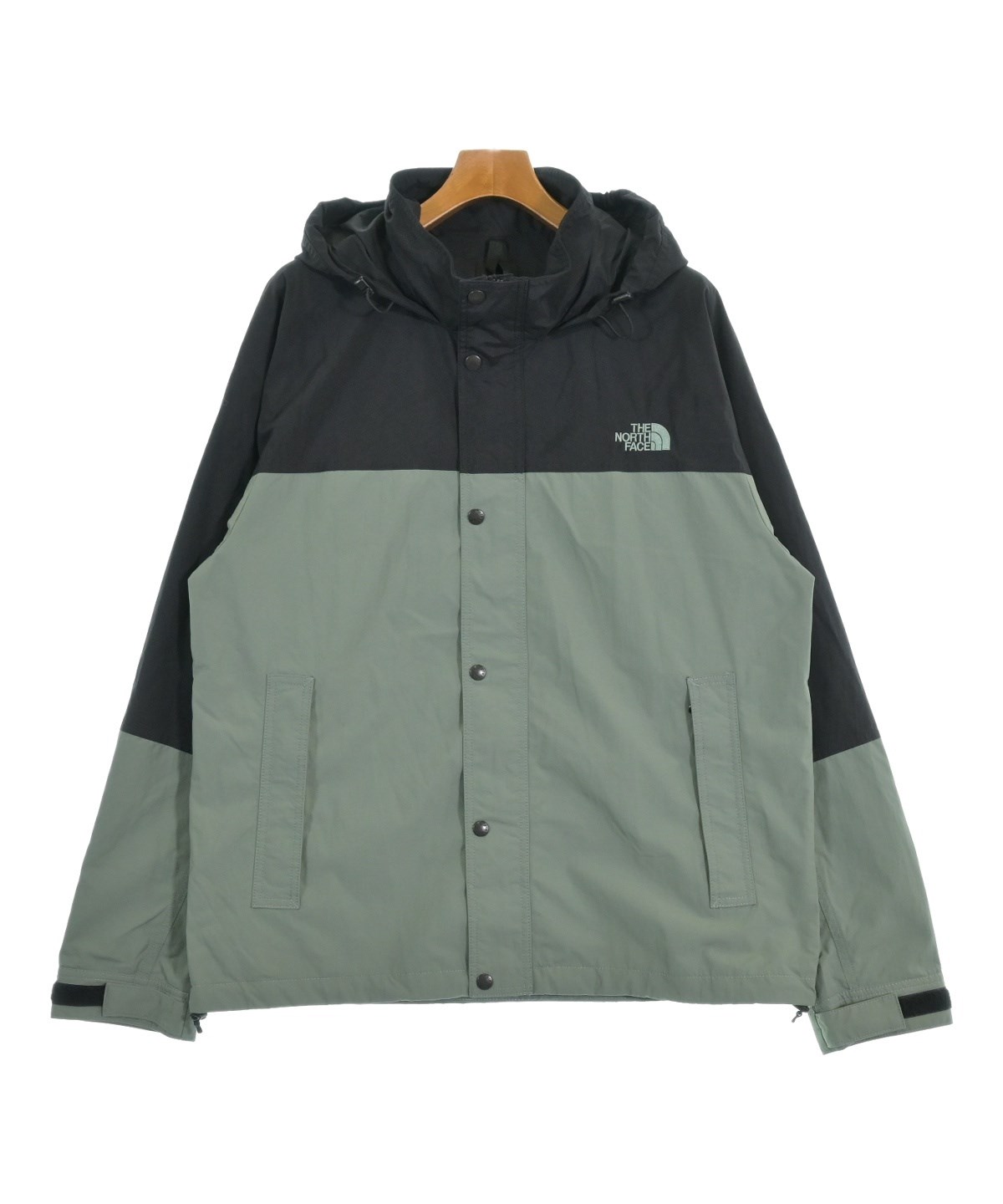 THE NORTH FACE（ザノースフェイス）マウンテンパーカー 緑