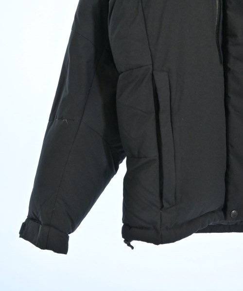 THE NORTH FACE（ザノースフェイス）ダウンジャケット/ダウンベスト 黒 サイズ:M メンズ/2200637491389
