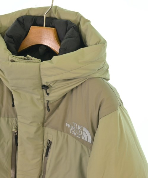 THE NORTH FACE（ザノースフェイス）ダウンジャケット/ダウンベスト ベージュ サイズ:XL メンズ/2200616103012