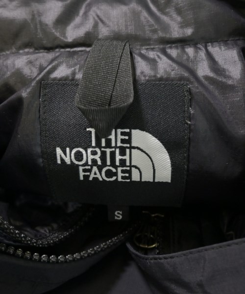 THE NORTH FACE（ザノースフェイス）ダウンジャケット/ダウンベスト 黒 サイズ:S メンズ/2200617109310