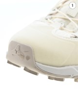 THE NORTH FACE（ザノースフェイス）スニーカー ベージュ サイズ:27cm メンズ/2200621242126