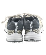 THE NORTH FACE（ザノースフェイス）スニーカー ベージュ サイズ:24.5cm レディース/2200677080833
