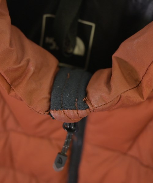 THE NORTH FACE（ザノースフェイス）ダウンジャケット/ダウンベスト オレンジ サイズ:S メンズ/2200707728186